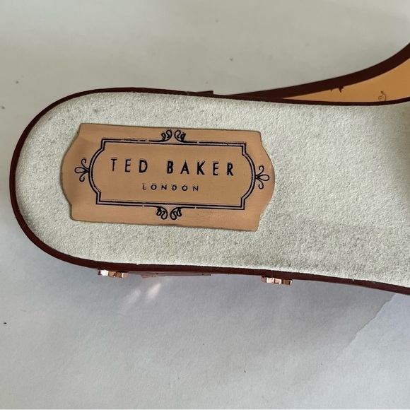 Ted Baker Kytti Slip on Sandals Silver Leather Gold Metal Bows Womens 9 - Picture 7 of 9